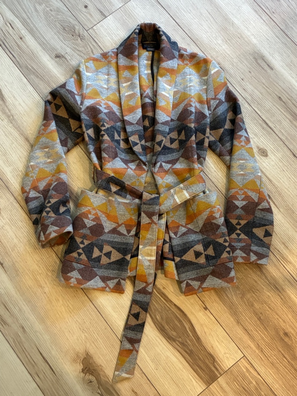 Pendleton wrap jacket 100% wool